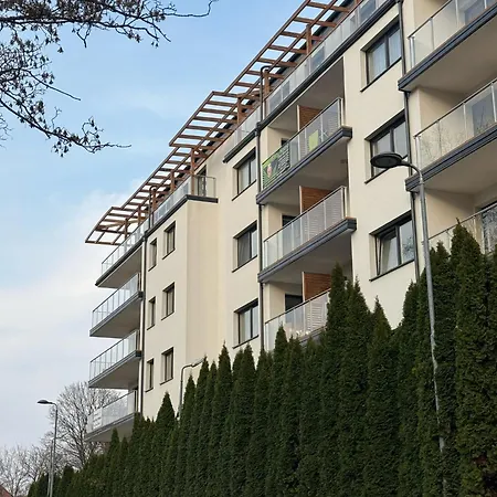 Park Vista Apartment *